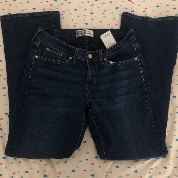 Levi’s Curvy Bootcut Size 8 Medium - Picture 1 of 3